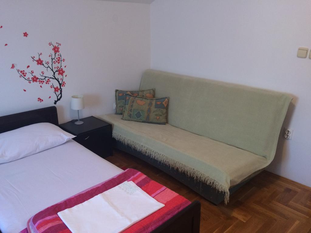 Apartment Kolundzic Novi Vinodolski Cameră foto