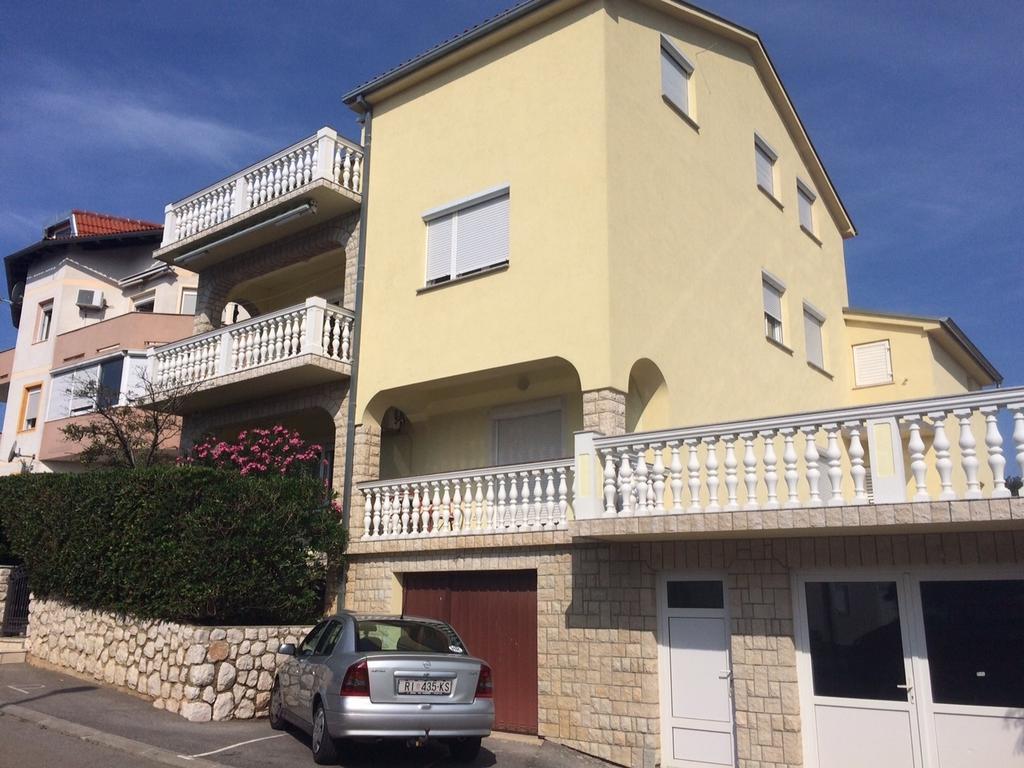 Apartment Kolundzic Novi Vinodolski Cameră foto