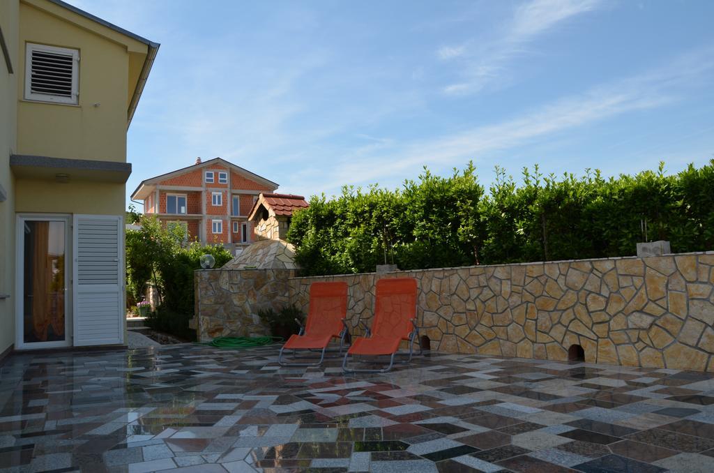 Apartment Kolundzic Novi Vinodolski Exterior foto